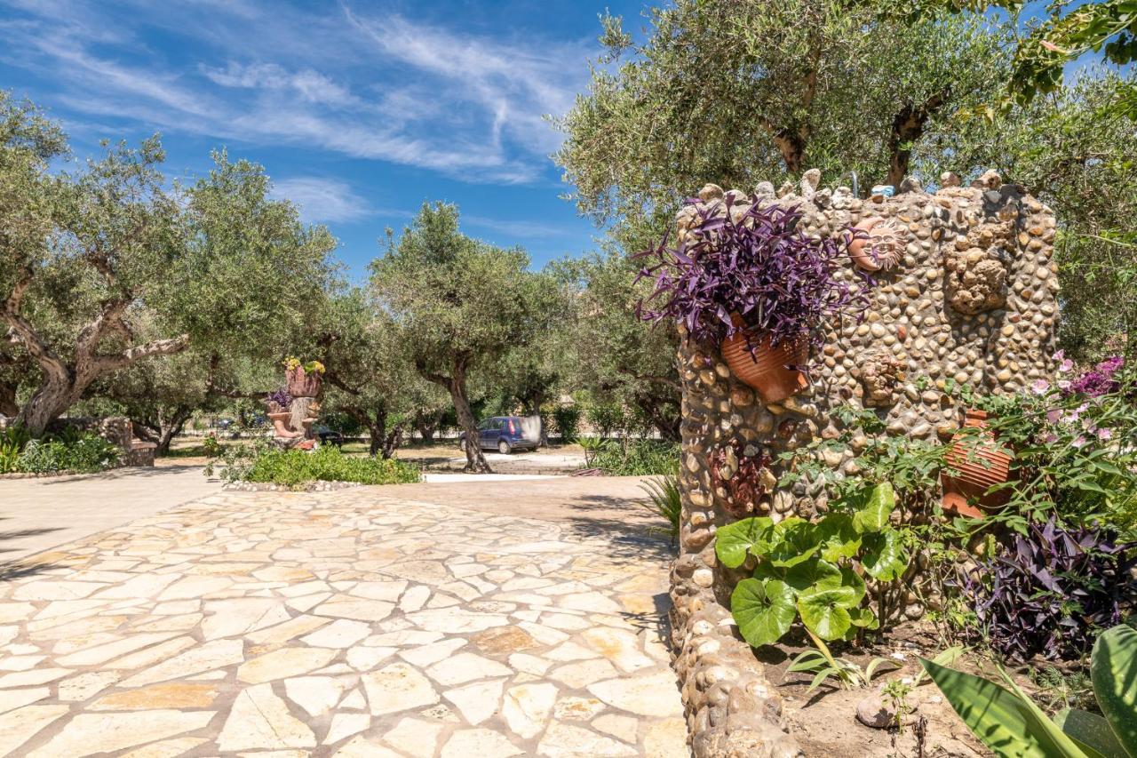 Arazzo Apartments Ανω Βασιλικος Εξωτερικό φωτογραφία