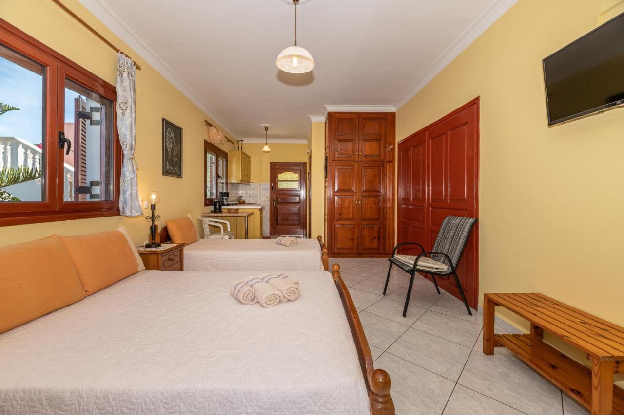 Arazzo Apartments Ανω Βασιλικος Εξωτερικό φωτογραφία
