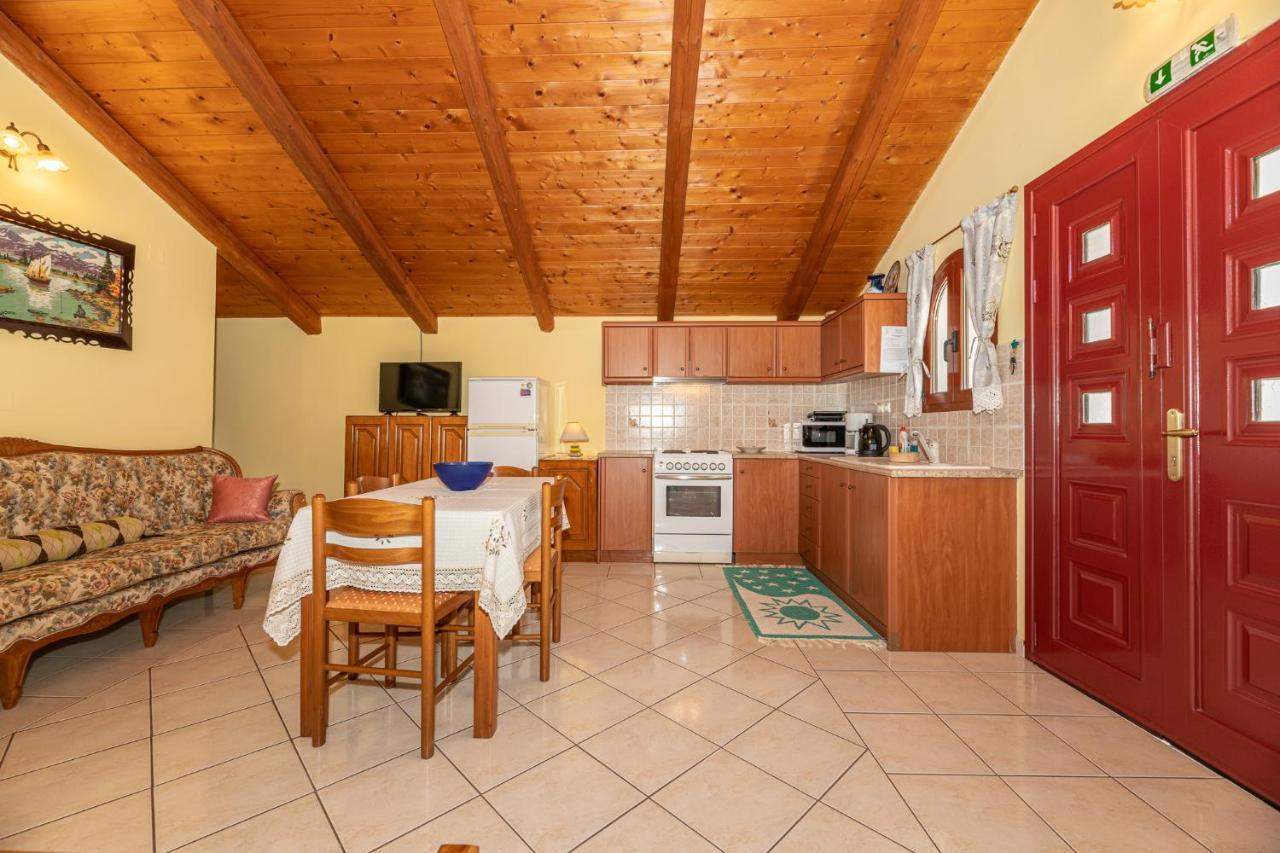 Arazzo Apartments Ανω Βασιλικος Εξωτερικό φωτογραφία