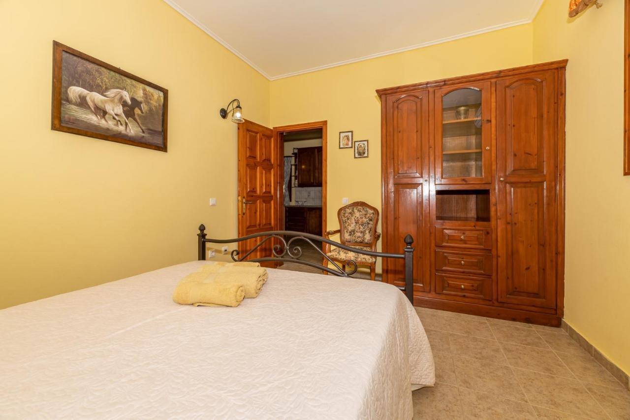 Arazzo Apartments Ανω Βασιλικος Εξωτερικό φωτογραφία